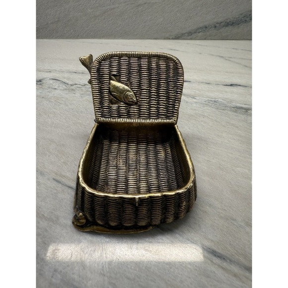 Antique Vintage Jennings Brother Fish In‎ A Basket Paperweight Brass Rare Htf - Picture 2 of 6
